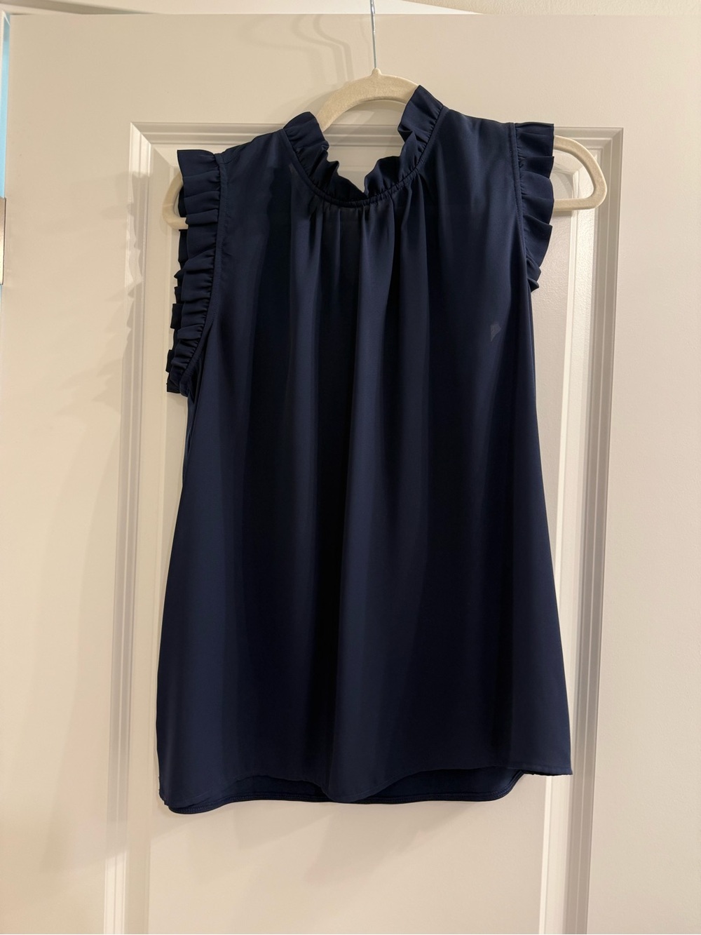 Ann Taylor Women's Navy Ruffle Sleeve Work Top / Size M